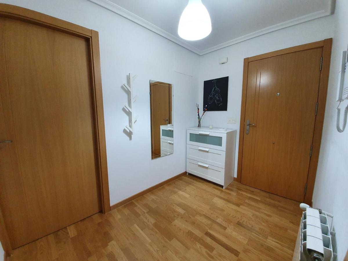 Piso Rosalia De Castro Apartment Allariz Exterior photo
