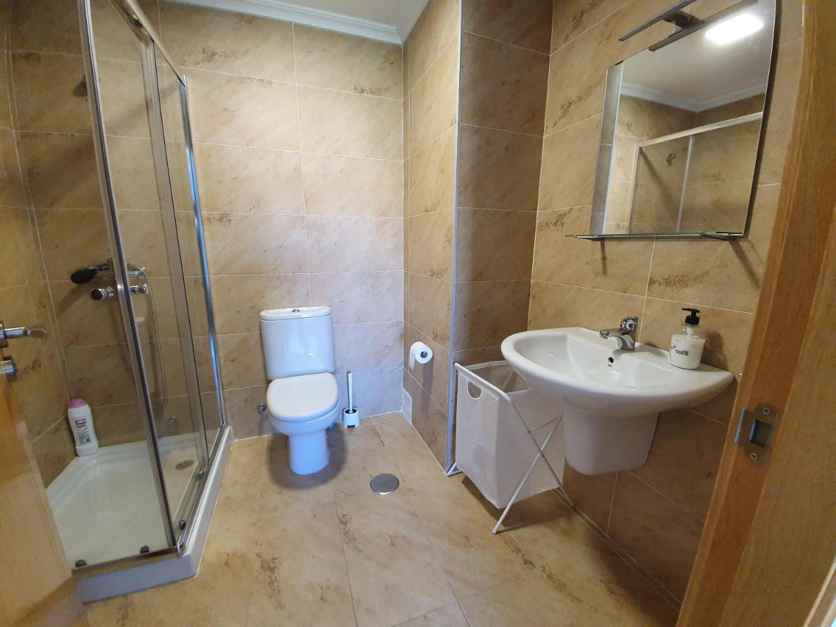 Piso Rosalia De Castro Apartment Allariz Exterior photo